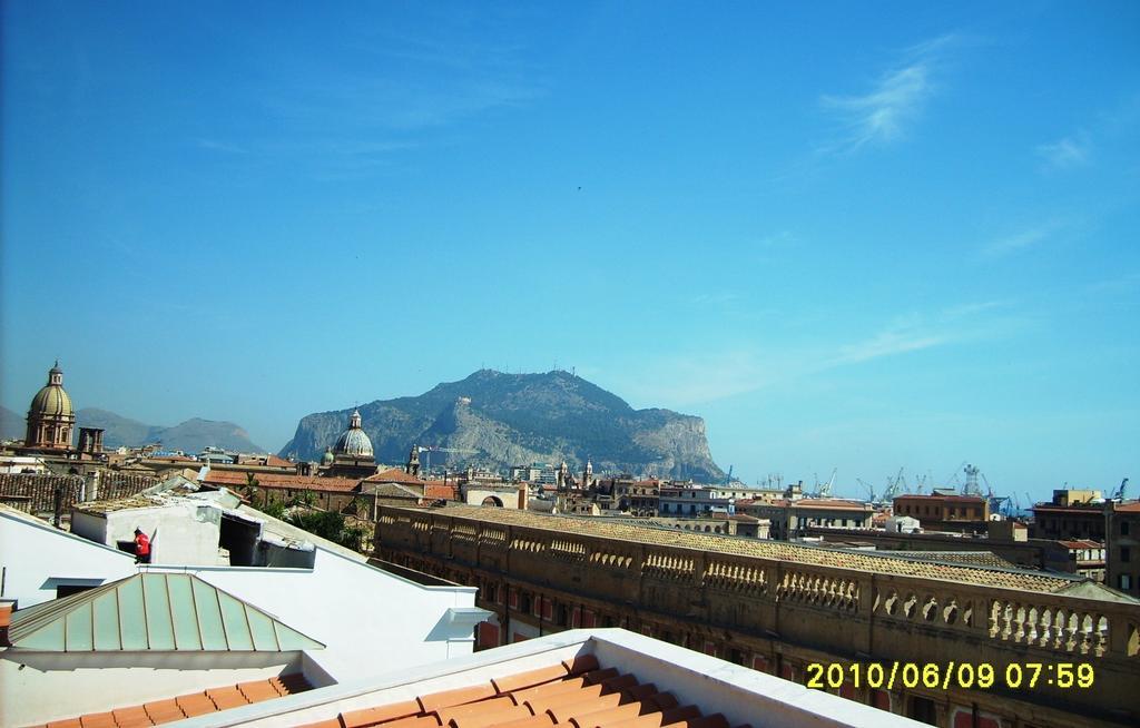 Ferienwohnung La Terrazza Di Massimo Palermo Zimmer foto